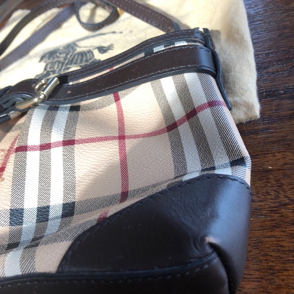 Authentic Burberry Purse - Picture 4 of 7